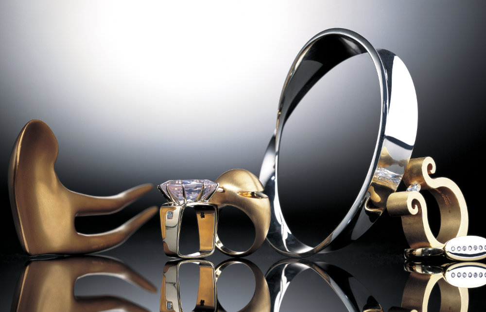 Gold and silver jewellery – Photograph by George Ong